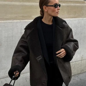 Aira | Biker Look Winterjas met Teddy Voering – Warm & Stoer