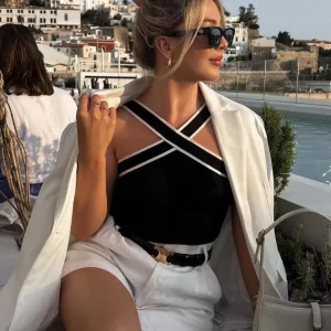 Dylana | Elegante Cross Halter Top