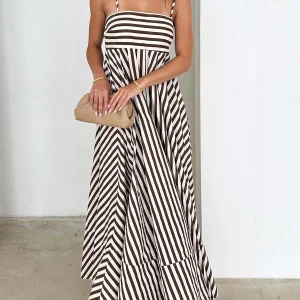 Esha | Gestreepte Plissé Maxi Jurk – Zomerse Cami Stijl