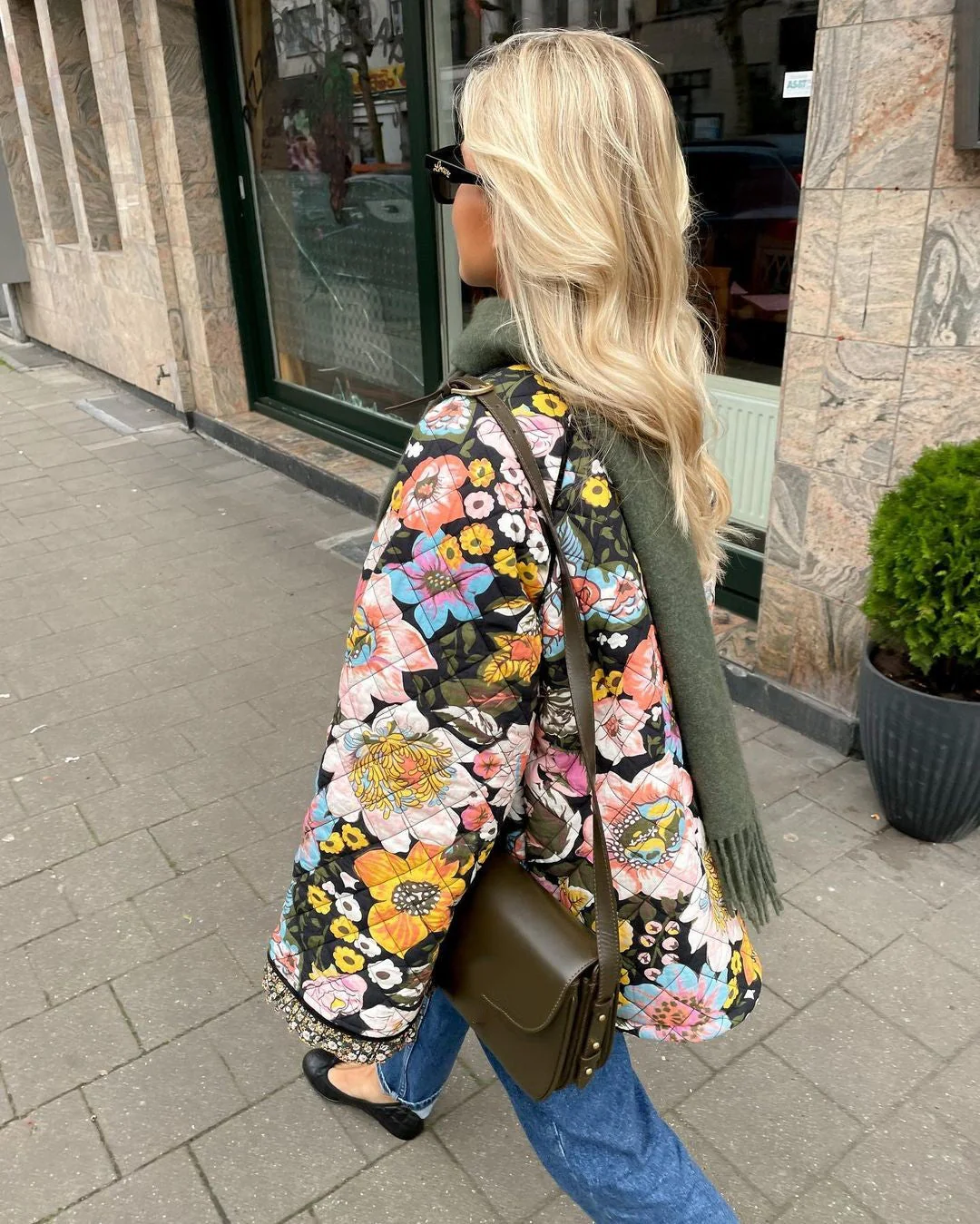 Dalia | Gevoerde Dames Jas met Bloemenprint - Oversized, Lange Jas Winter - Afbeelding 5