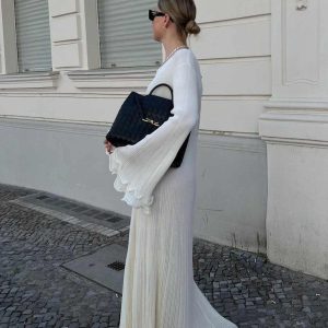 Clay | Lange Elegante Jurk met Ruches en Uitlopende Zoom