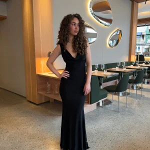 Zahra | Feestelijke Mouwloze Maxi-Jurk met V‑hals